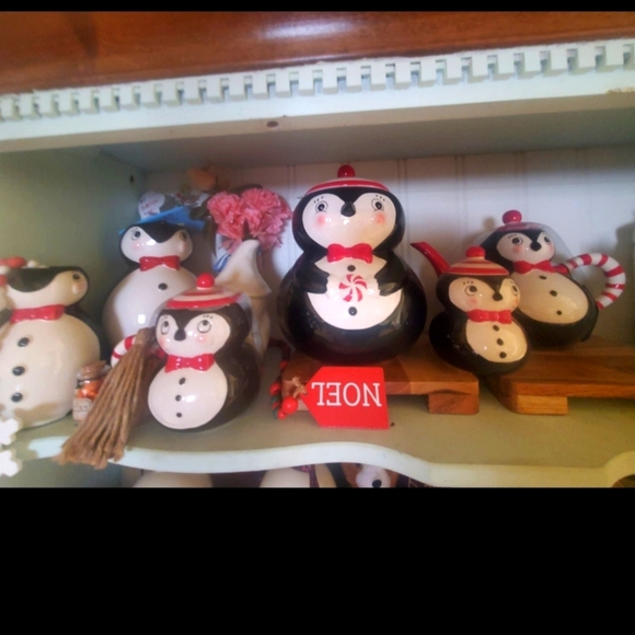 JP penguin set